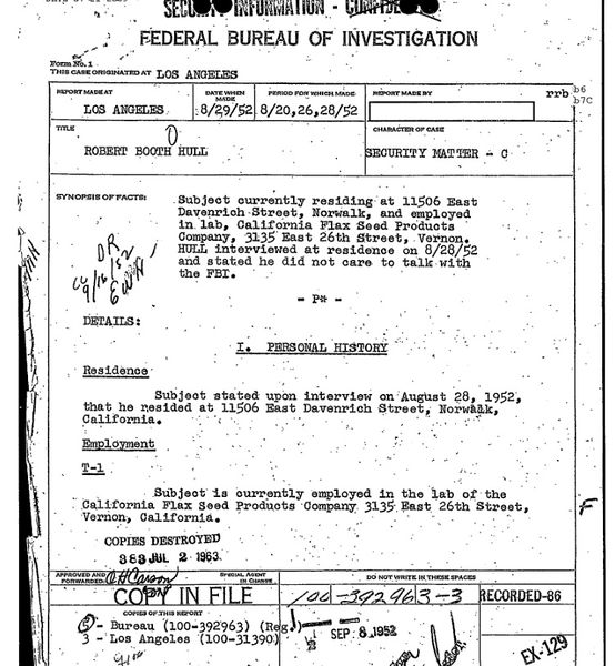 File:1952-08-29-fbi-la-robert-hull-interviewed.jpg